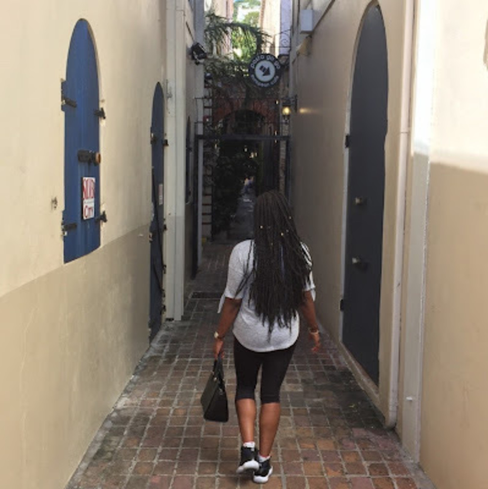 Meet your Posher, Aisha